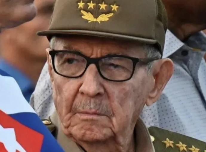 Septiembre Con el Pie Derecho
